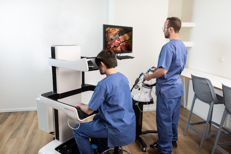 Roboter-Chirurgie Ausbildung und Weiterbildung mit robotix Mentor